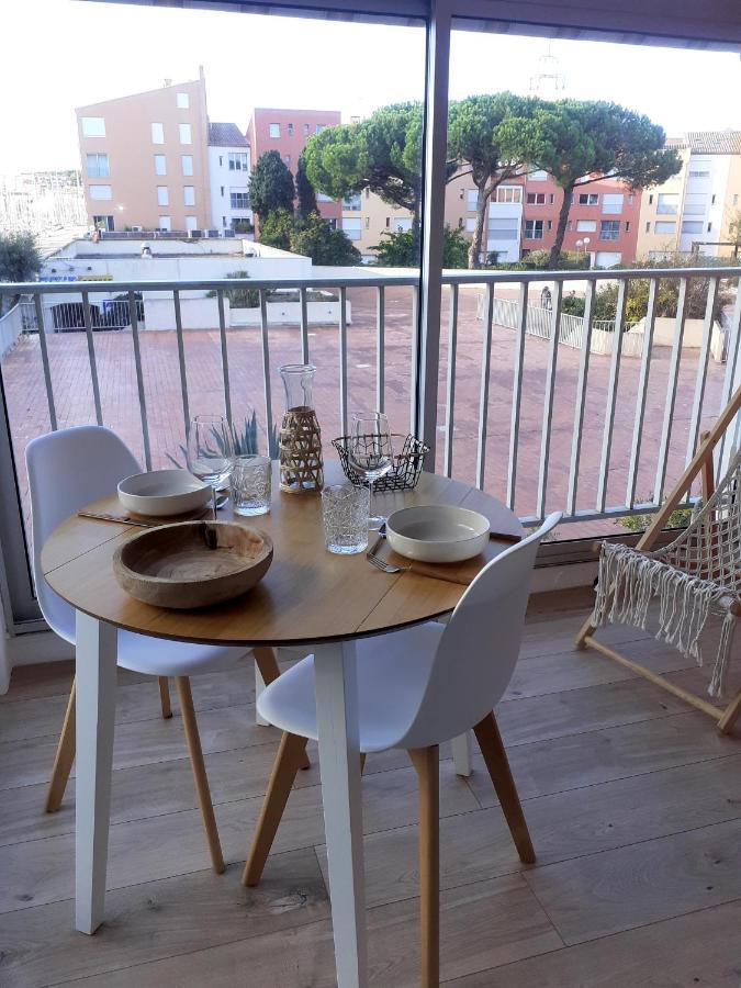 Ferienwohnung Agreable Studio Vue Port Au Cap D'Agde Exterior foto